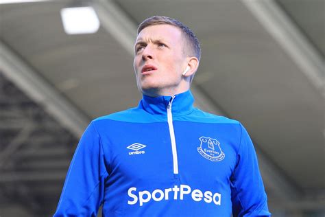 How worrying Jordan Pickford statistic could put Everton goalkeeper's ...