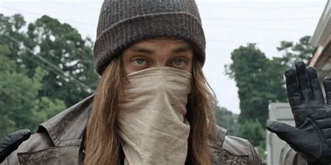 You Need Jesus: Tom Payne Discusses His Mysterious New 'Walking Dead ...