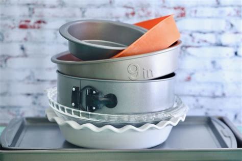 Everything You Need to Know About Bakeware | Bigger Bolder Baking