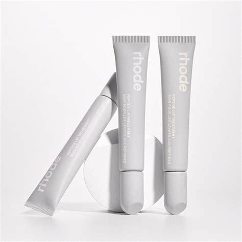 Rhode's Peptide Lip Treatment Gives Me Plump, Pillowy-Soft Lips