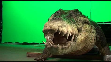 Creating the mechanical crocodile for 'Rogue' - YouTube