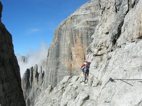 Via Ferrata Alpinistica Livio Brentari, Brenta Dolomites • Via Ferratas