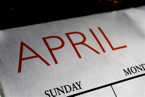 April Calendar – Photos Public Domain