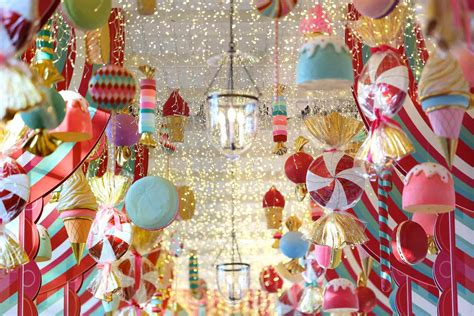 Need Holiday Decor Inspiration? The White House’s Magical Theme Is Packed With Ideas