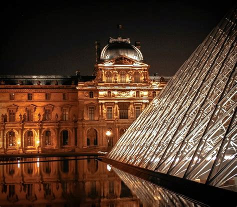 Night View Louvre Pyramid