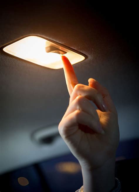 What Is A Dome Light In A Car? Some Common Causes Must Know