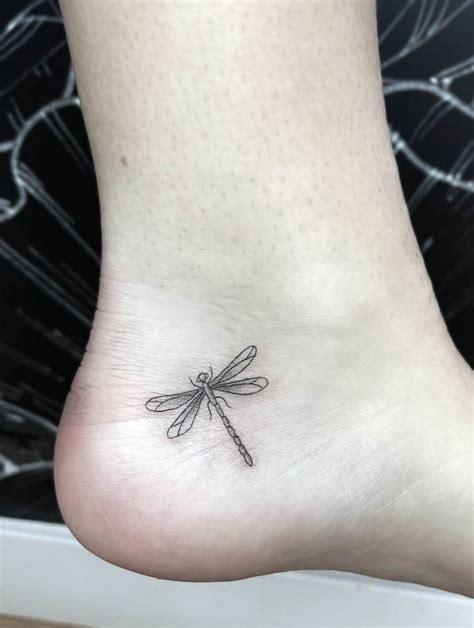 35 Dragonfly Tattoo Designs That Show Amazing Style and Elegance ...