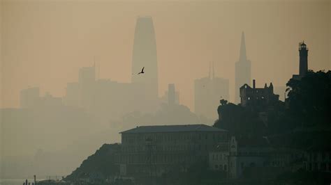 California fires: Smoke leads to world's worst air quality Thursday