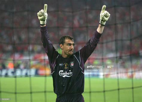 Jerzy Dudek Hand Signed Champions League Final Liverpool Shirt & Medal ...