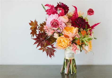 Romantic fall bridal bouquet inspiration | 100 Layer Cake