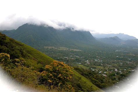 2023 Mountain hiking inside an inhabited volcano, El Valle de Antón