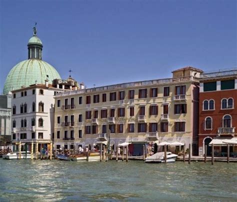 Hotel Carlton on the Grand Canal, Venice, Italy - PriceTravel