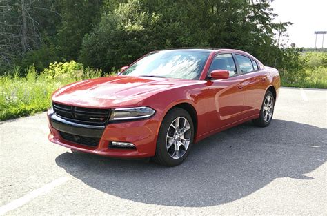 2015 Dodge Charger V6 - Autos.ca