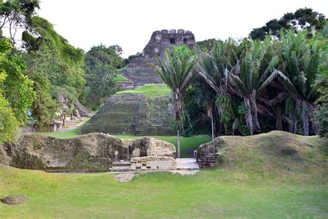 Xunantunich, Belize