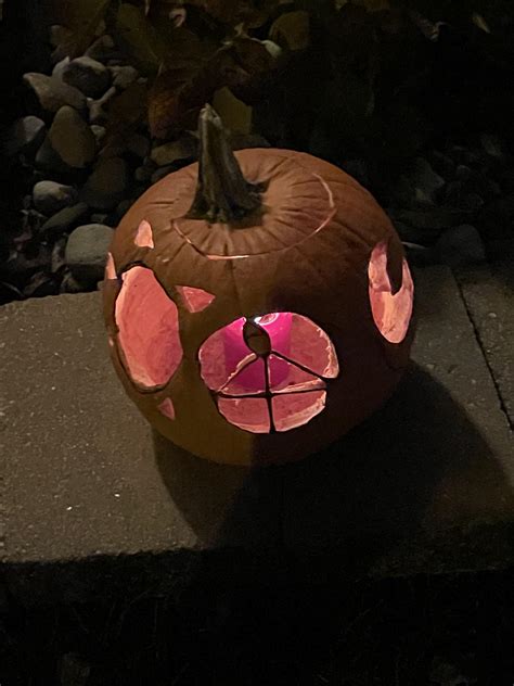 Goofy ahh (first time carving a pumpkin in forever, so shit quality ...