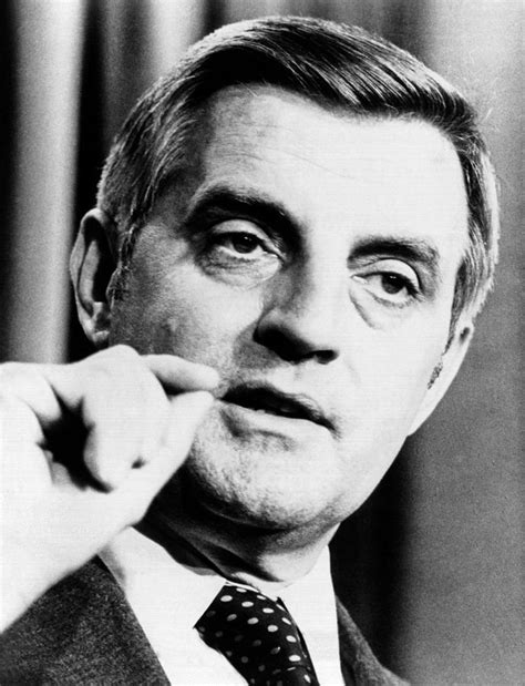 Vice President Walter Mondale Speaking Photograph by Everett - Fine Art America