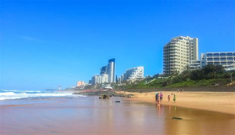 56 The Shades, Umhlanga Rocks, Durban Has Housekeeping Included and Patio - UPDATED 2022 ...