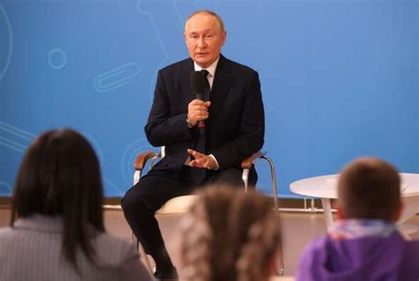 Vladimir Putin reveals grandchildren speak fluent Mandarin - World News ...