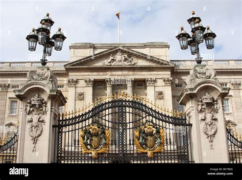 Buckingham Palace, London. The official residence of Queen Elizabeth II with flag flying to ...