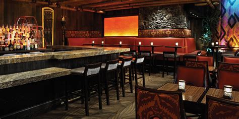 Tonga Room & Hurricane Bar: A Bar in San Francisco, CA - Thrillist