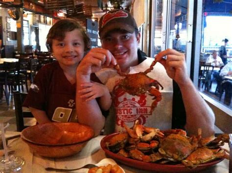 Rustic Inn Crabhouse - A Local's Take - AllWorld.com