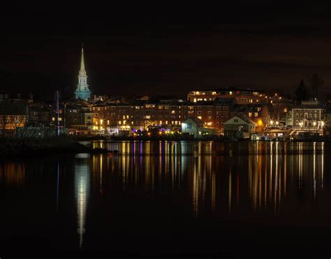 © Photo: Portsmouth by Night | PortsmouthNH.com