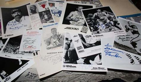 Autographed Sports Figures Pictures - Auction Solutions Inc