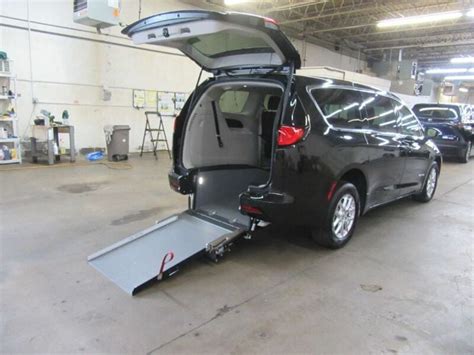 Rear-entry Wheelchair & Handicap Vans for Sale | The Mobility Resource