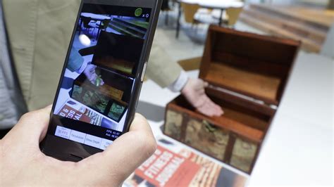 Watch 3D Camera On Your Phone? - Bloomberg