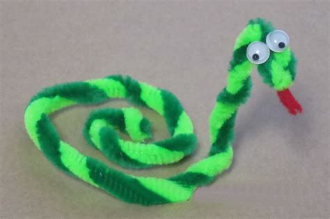 Pin on Pipe cleaner craft ideas