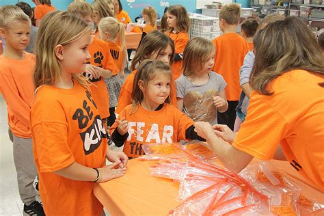 Students at Delano Elementary... - Delano Public Schools | Facebook