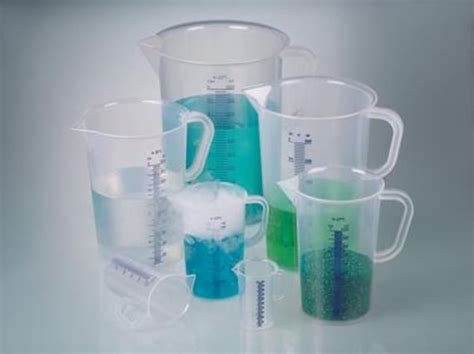 Buerkle™ Graduated Plastic Beakers with Handle Capacity: 100mL Buerkle™ Graduated Plastic ...