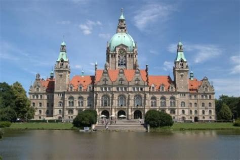 2005: hannover/oude stadhuis - Picture of Hannover City Hall (Rathaus), Hannover - TripAdvisor