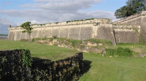 Blaye Citadel Tours - Book Now | Expedia