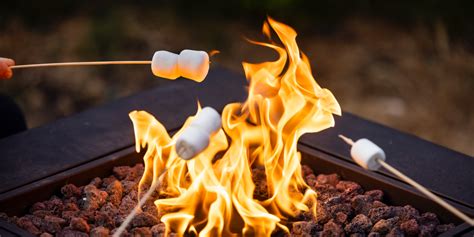 20 Campfire Games for Kids and Adults to Play