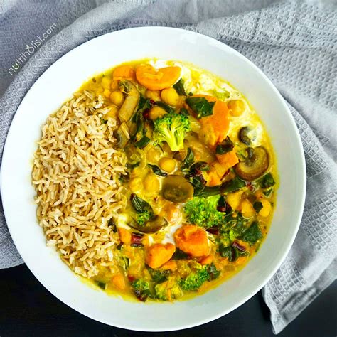 Mushroom & Sweet Potato Coconut Curry (Vegan) – Nutriholist