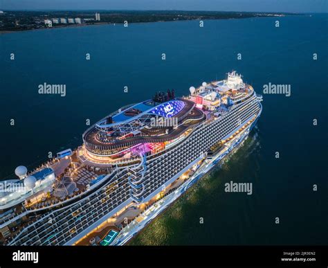 Norwegian prima cruise ship, She is the first of six Project Leonardo ...