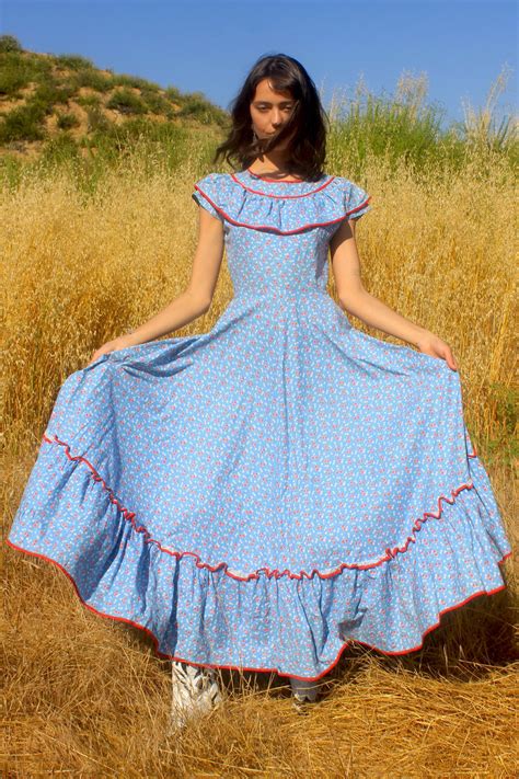 1930s Cotton Calico Lawn Dress | Dresses, Hippie dresses, Vintage skirt