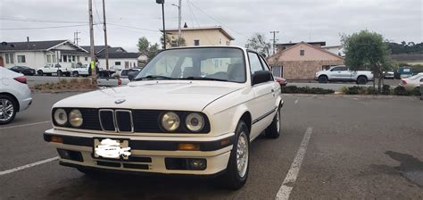 My recently acquired 89 3 series 325i : r/BMW