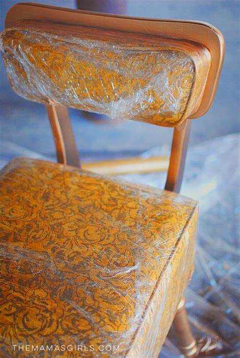 How to Mask Off Furniture When Spray Painting with Plastic Wrap ...