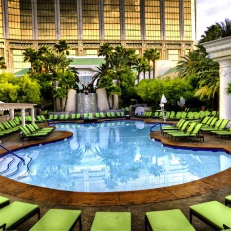 Four Seasons Hotel Las Vegas Pool, 3960 Las Vegas Blvd S, Las Vegas, NV ...