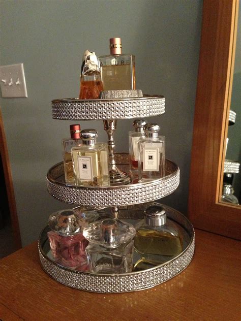 Perfume Display Ideas : Perfume Display Ideas To Show Off Your ...