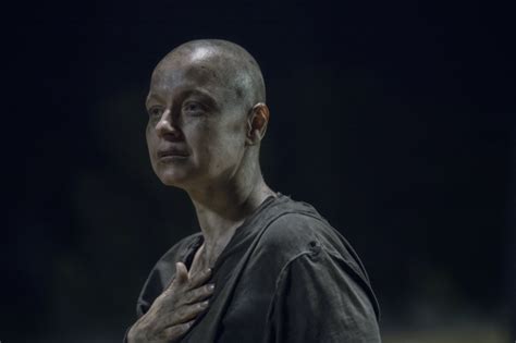 Samantha Morton as Alpha in 10x08 'The World Before' - Alpha (The Walking Dead) foto (43112039 ...