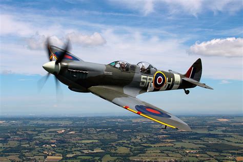 Spitfire Flights - Fly In A Spitfire UK | Virgin Experience Days