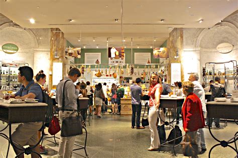 Eataly NYC: Gourmet Italian Food in the Flatiron