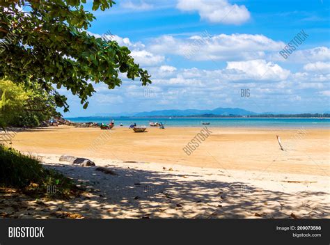 Tropical Beach Image & Photo (Free Trial) | Bigstock