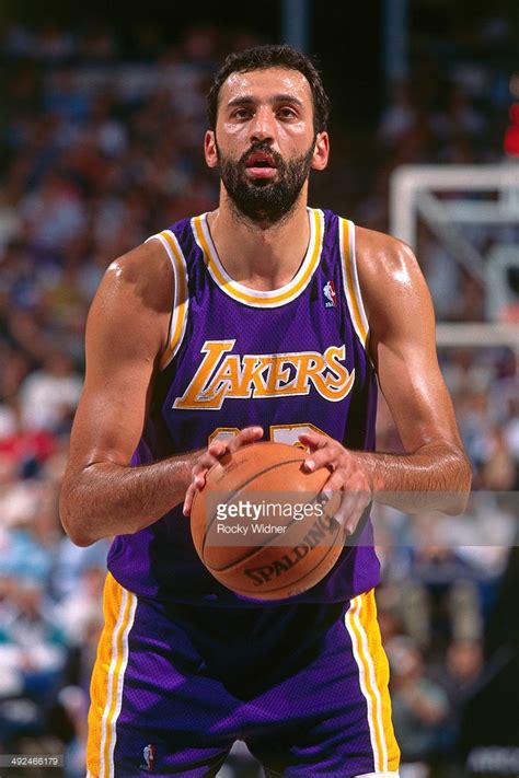 Vlade Divac - 5na5