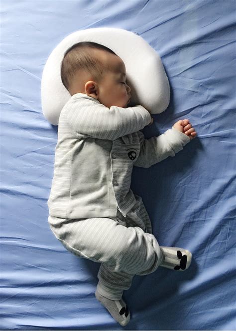 Top 8 Best Flat Head Pillows For Babies Reviews In 2021