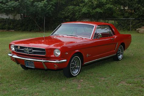 1965 Ford mustang coupe red