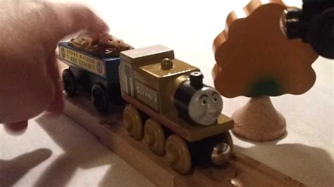 Thomas Wooden Railway review: Stepney and the museum cars - YouTube